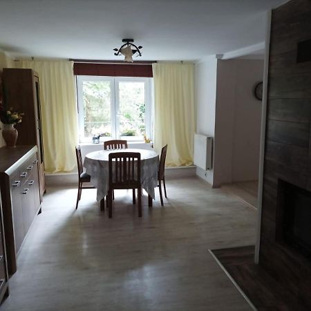 Dom Nad Jeziorem Strazym Zbiczno Extérieur photo