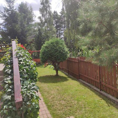 Dom Nad Jeziorem Strazym Zbiczno Extérieur photo