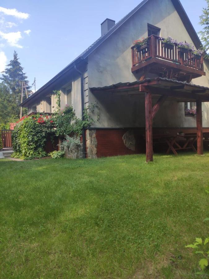 Dom Nad Jeziorem Strazym Zbiczno Extérieur photo