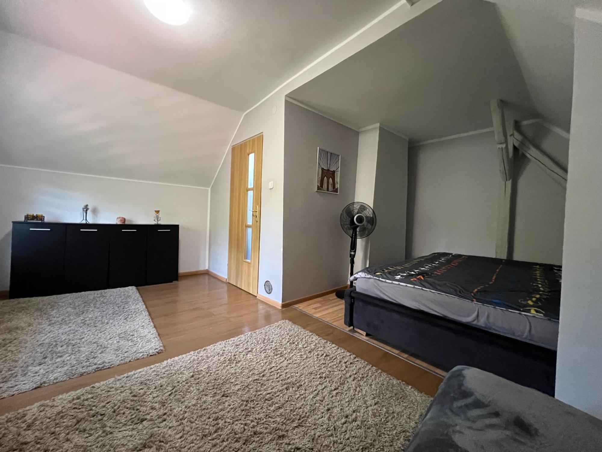Dom Nad Jeziorem Strazym Zbiczno Extérieur photo